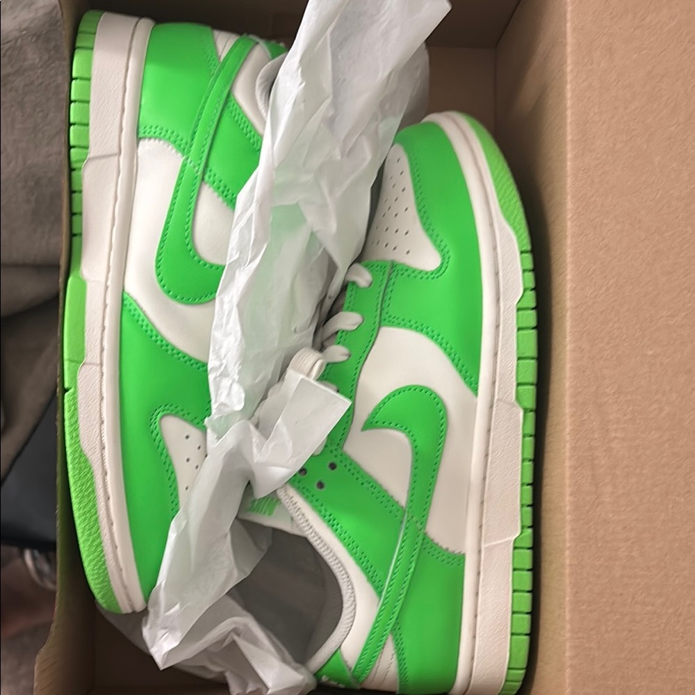Nike dunk low 💚🤍